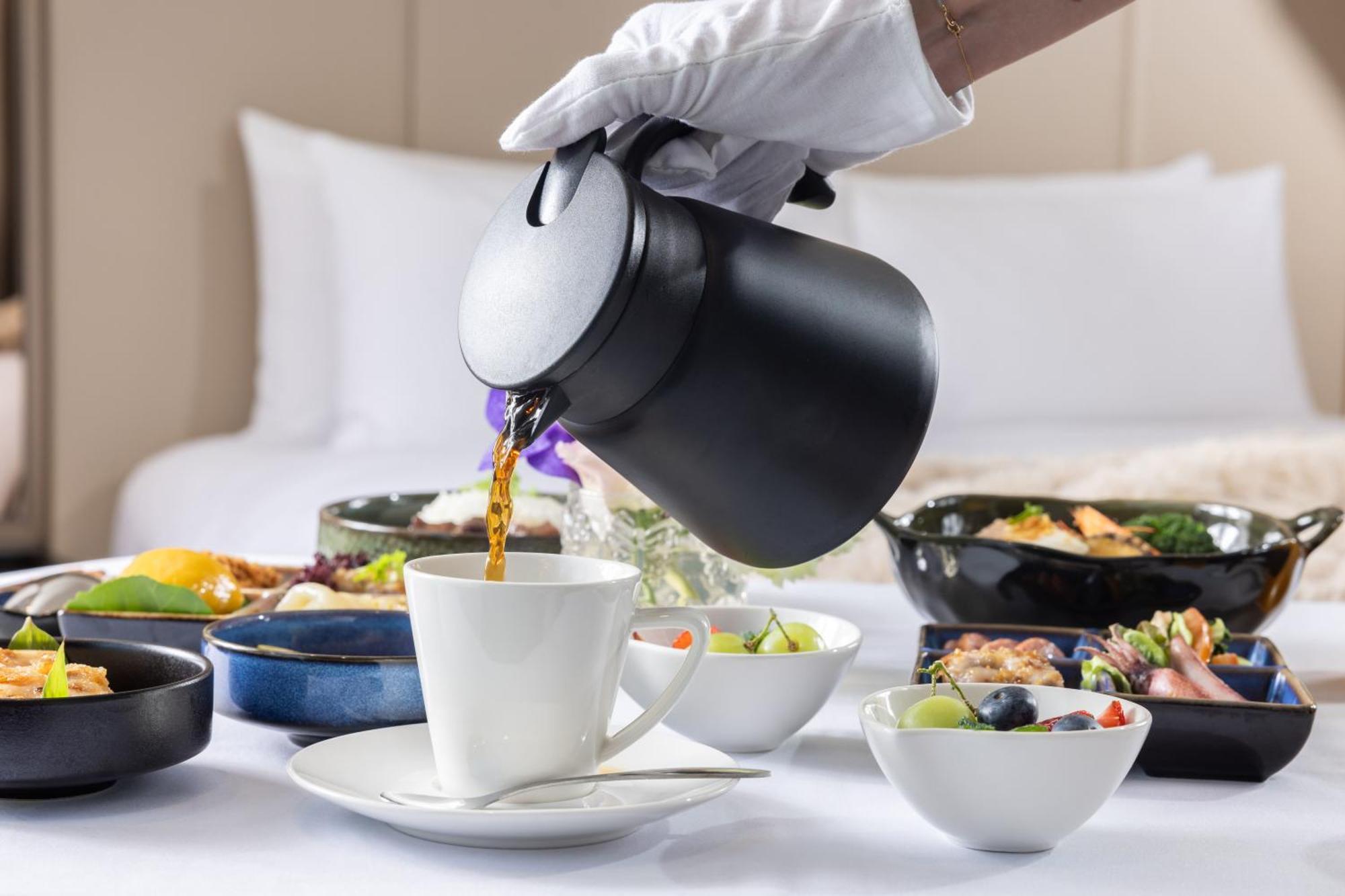 Voyage Kaohsiung By Cosmos Oasis Hotel Екстериор снимка